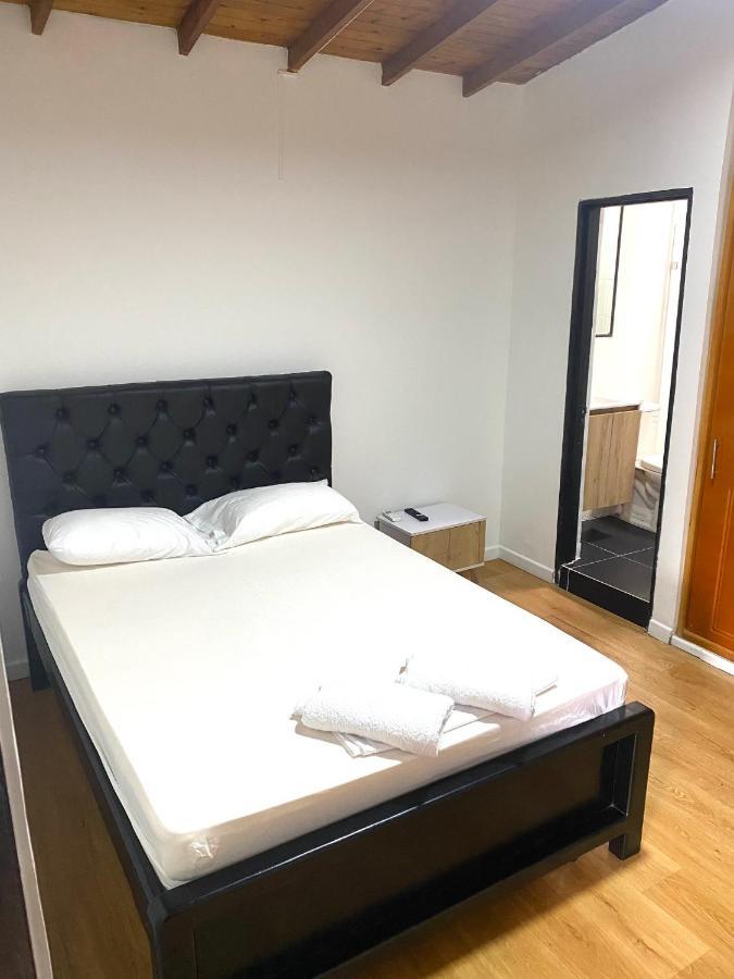 Estadio Apartamentos Medellín Esterno foto